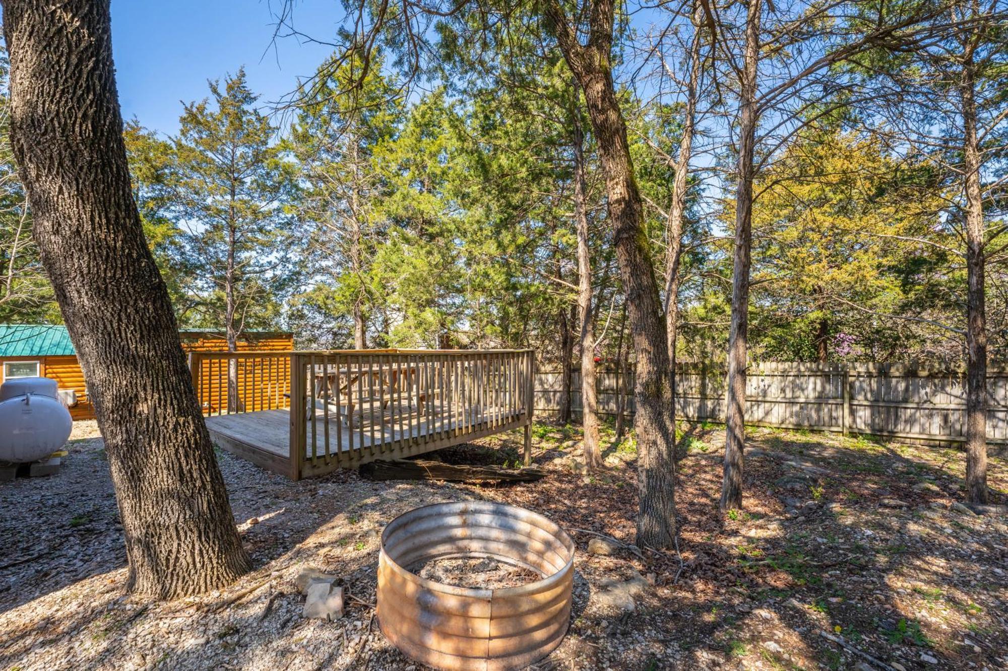 Indian Point Cabin 4 Near Sdc, Branson, Table Rock Lake Exterior foto